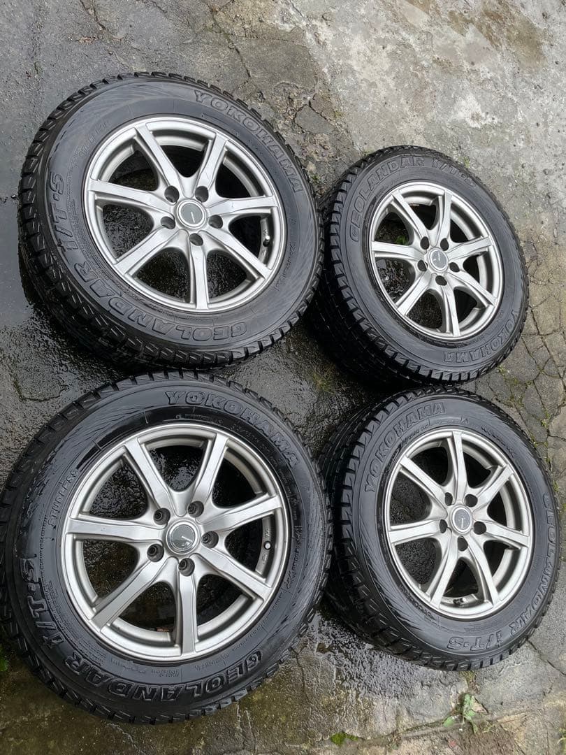 215/65R16 5穴x 114.3スタッドレスタイヤ ホイール付 4本セット