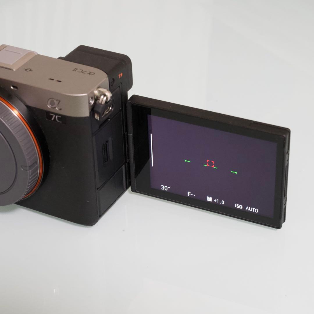 【週末限定セール】SONY α7CⅡミラーレスカメラ 本体 シルバー 保証あり