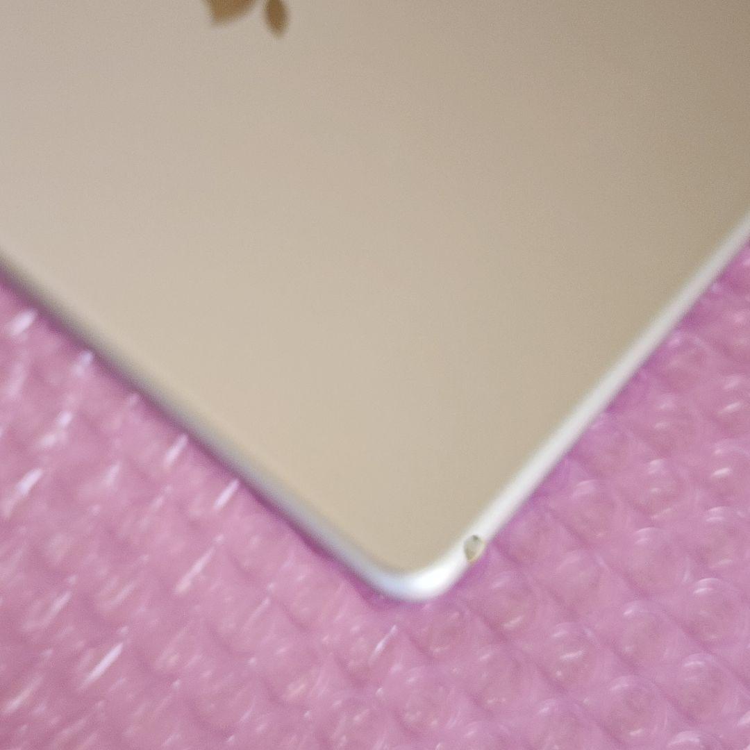 超美品　iPad mini 4　Wi-Fi　128GB　シルバー