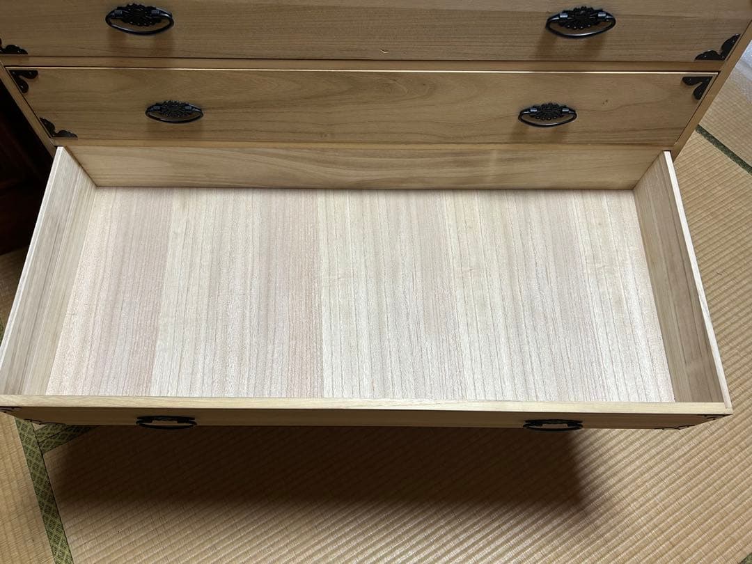 総桐衣装箪笥　7段　桐箪笥　たんす　タンス　引き出し　着物　天然木桐　和