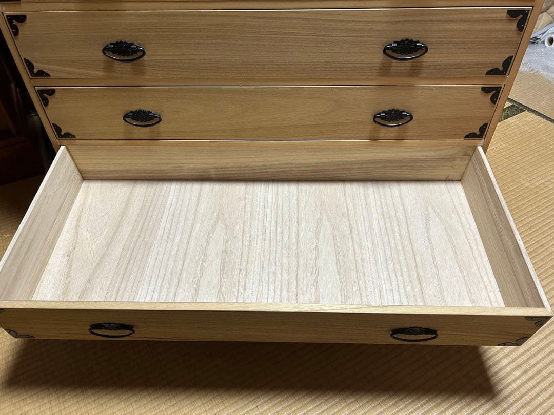 総桐衣装箪笥　7段　桐箪笥　たんす　タンス　引き出し　着物　天然木桐　和