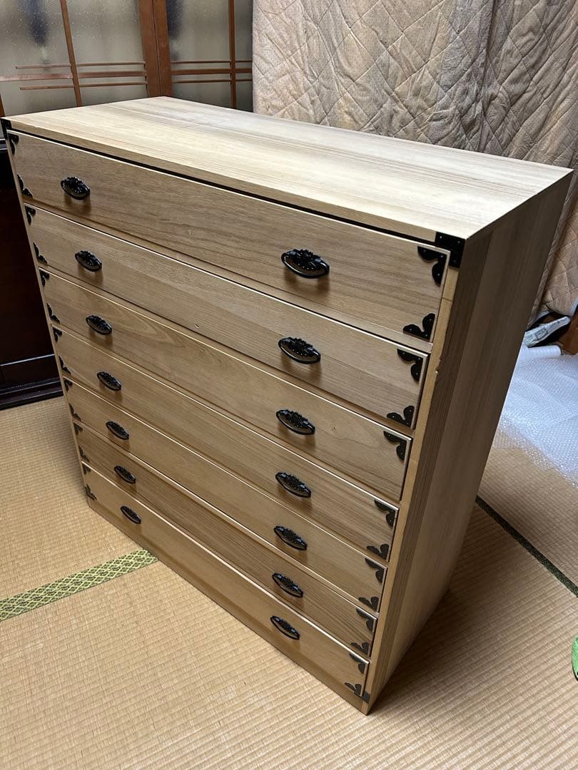 総桐衣装箪笥　7段　桐箪笥　たんす　タンス　引き出し　着物　天然木桐　和