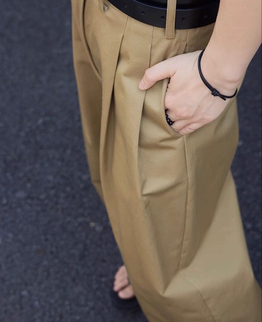 新品・未着用 ANOTHER S タック入りワイドチノパン