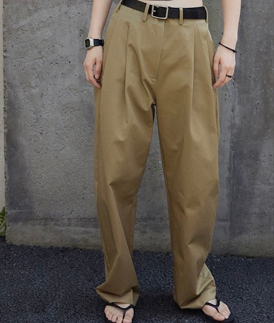 新品・未着用 ANOTHER S タック入りワイドチノパン