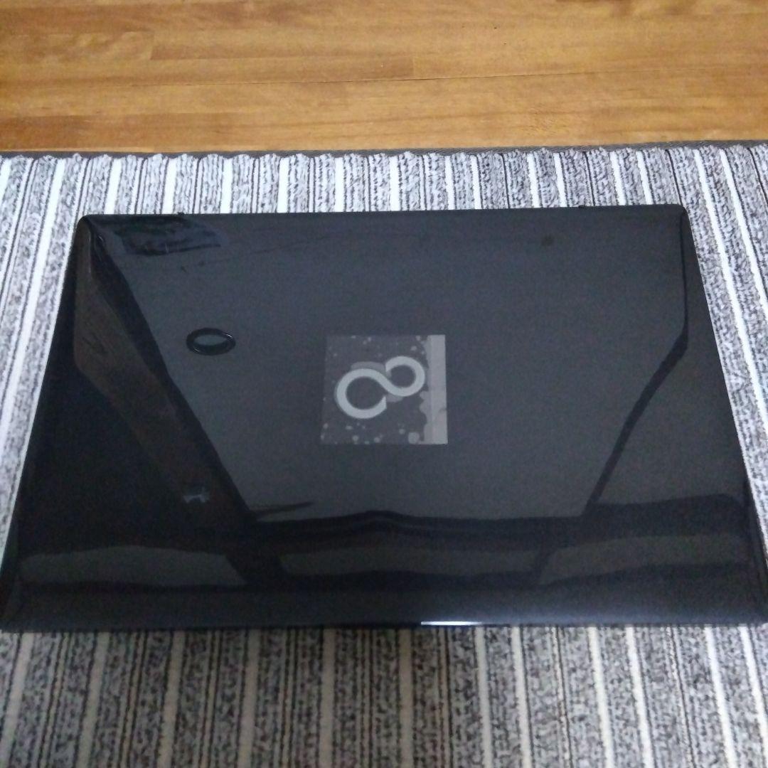 ちゃぼ　美品【Windows11】Core i7　富士通