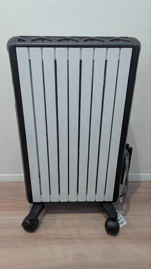 De'Longhi マルチダイナミックヒーター MDH 12-BK　箱付き