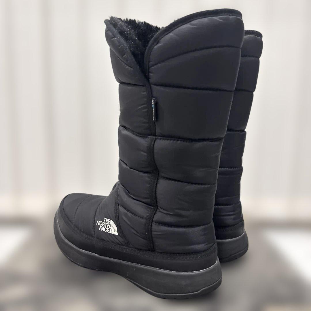 美品　ザノースフェイス　W Amore WP II【24.0】 NFW51977