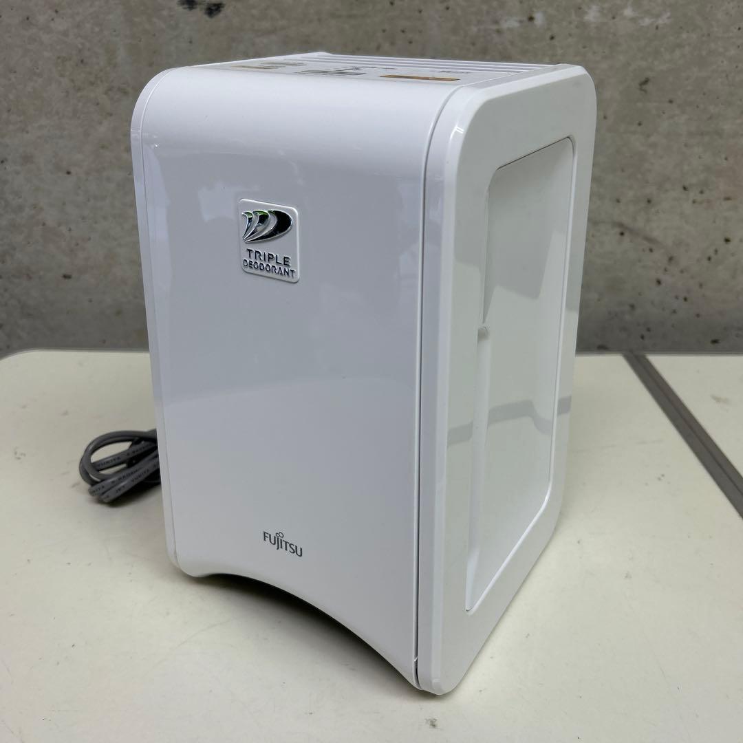 清掃済み　2019年製　プラジオン　富士通　脱臭機　DAS-15K ホワイト