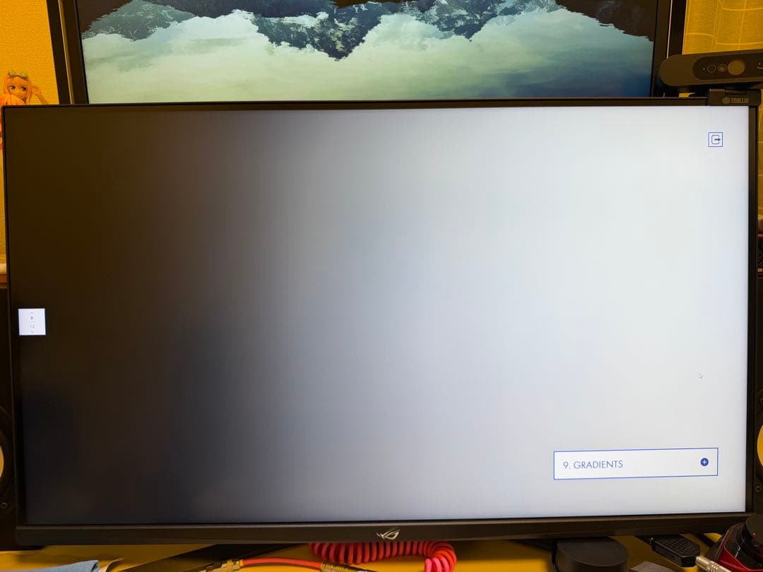 ASUS ゲーミングモニター ROG Swift XG32UQ 32インチ