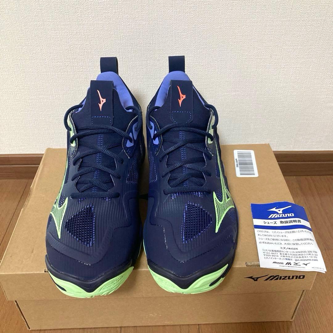 ミズノバレーボールシューズ ウエーブモーメンタム3 27.0 cm 2.5E