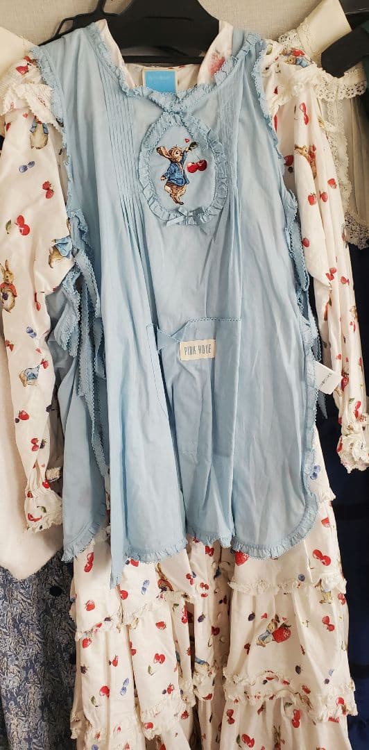 ピンクハウス　ピーターラビット　アイボリーロングワンピース、ブルータブリエセット