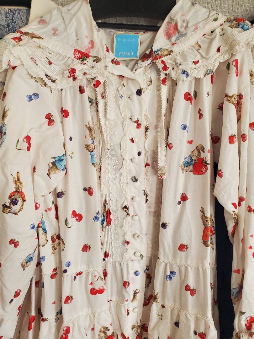 ピンクハウス　ピーターラビット　アイボリーロングワンピース、ブルータブリエセット