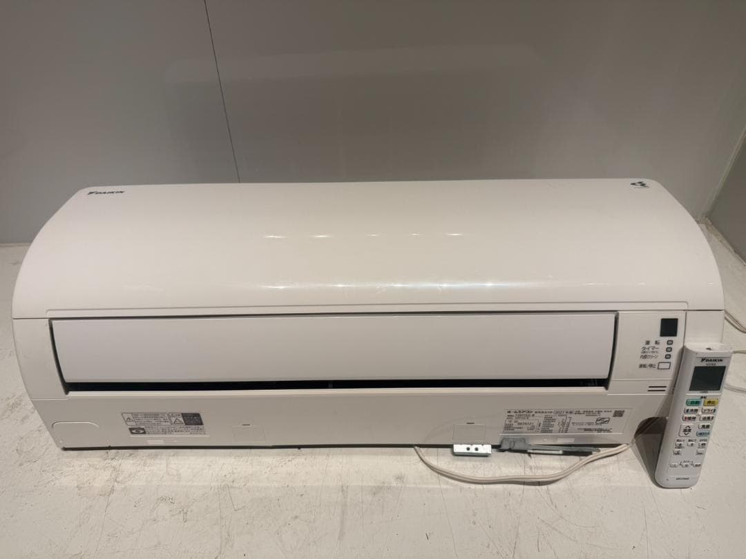 273　DAIKIN　2021年製エアコン　10～12畳用　整備済み