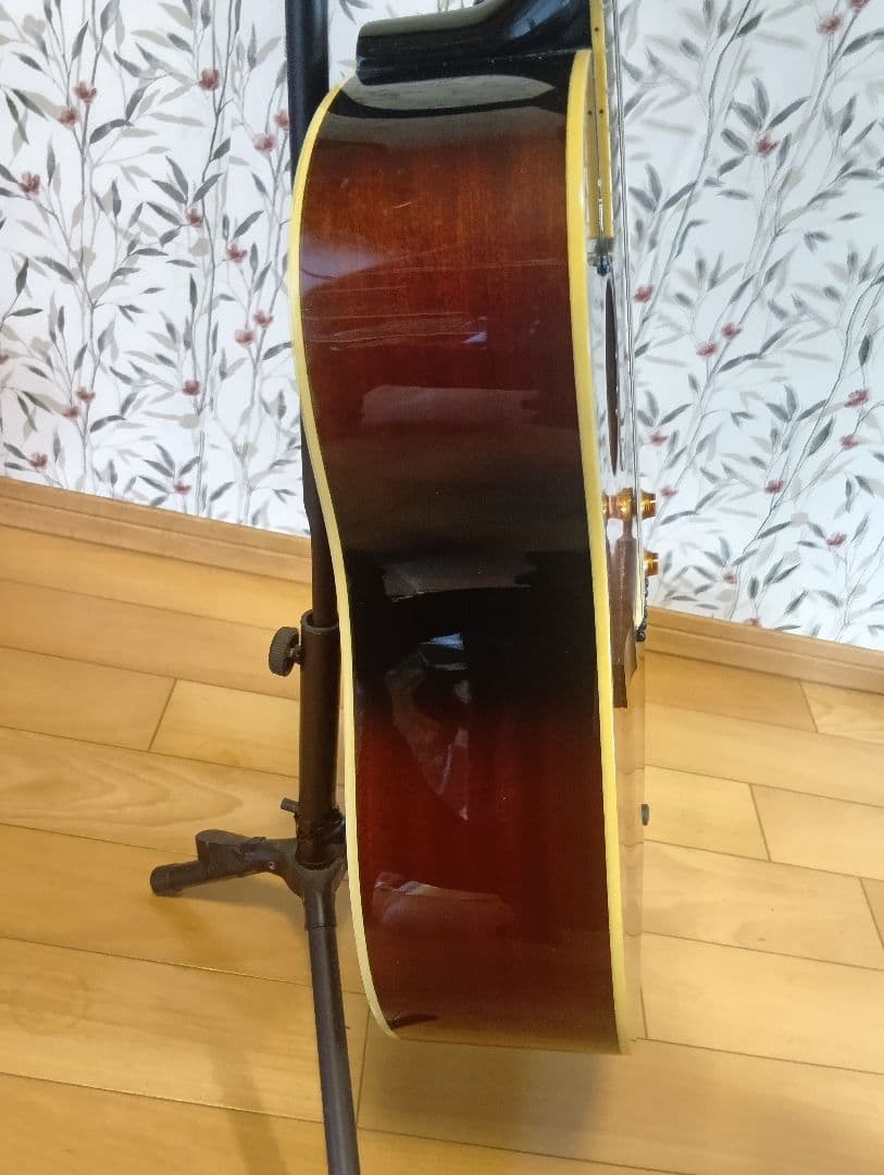 Epiphone John Lenon EJ-160Eの出品。