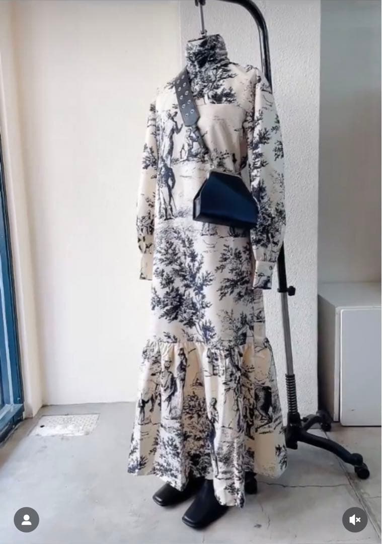 ビョコさん　JOHN フレンチプリントドレス