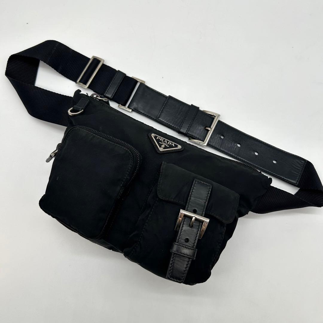 【新型 美品】PRADA プラダ ボディバッグ テスートナイロン 三角ロゴ 黒