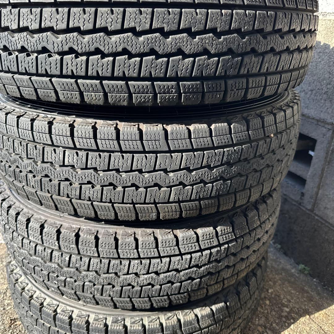 145/R12 スタッドレス23年製 ハイゼットやキャリートラック等タイヤセット