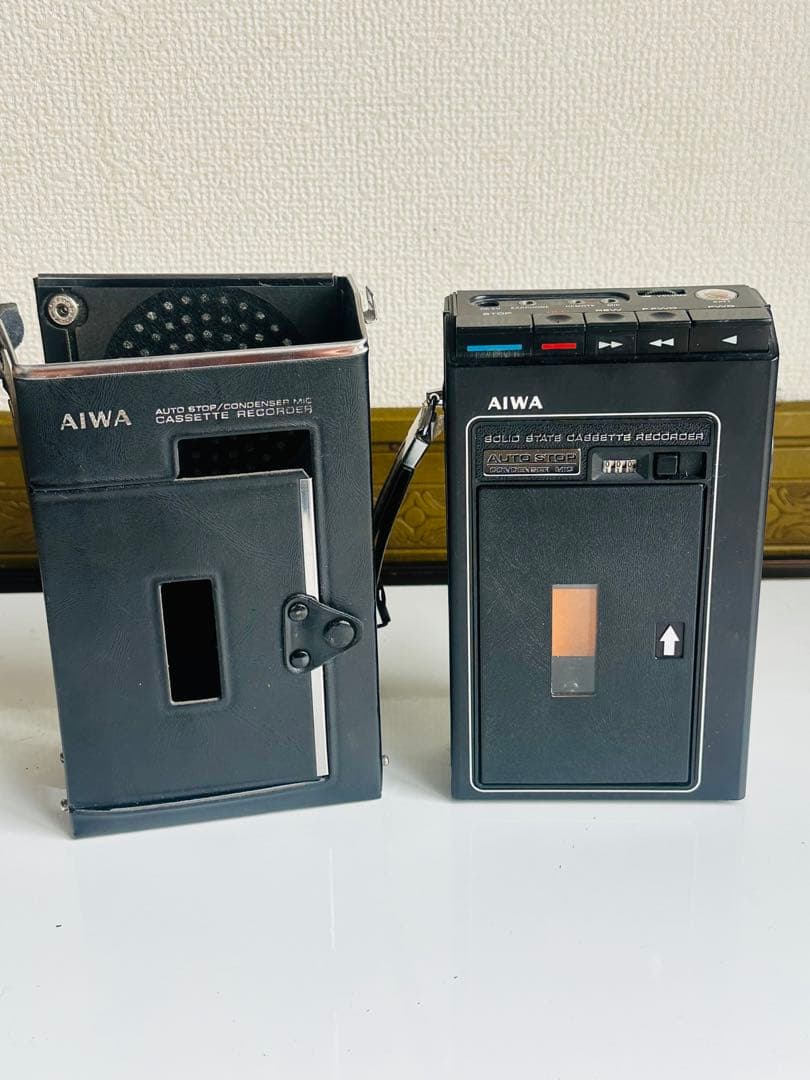 AIWA ポータブルカセットプレーヤーTP 747B