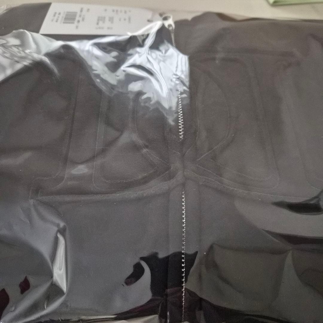 ダーリッチ Darich アップリケDDロゴパーカー　ブラック