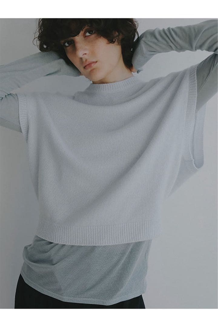 新品タグ付未開封 ETRE ウールフライスヘンリーネックプルオーバー 新作ブルー