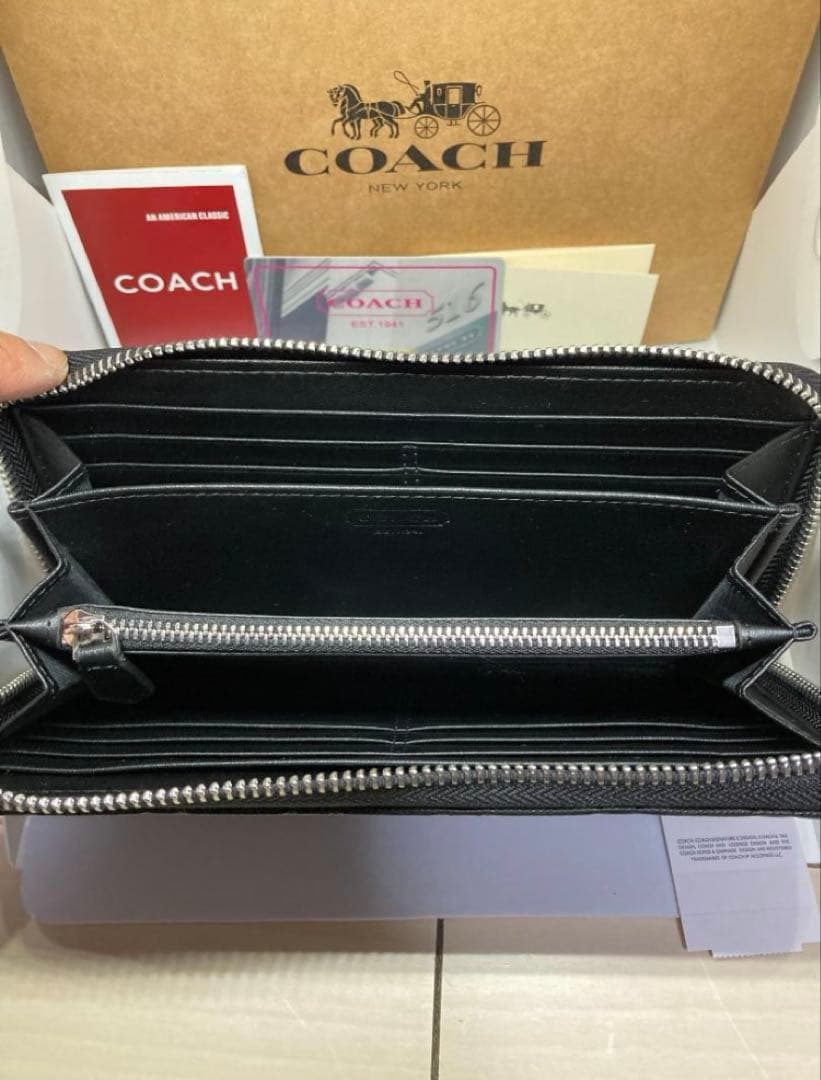 COACH コーチ F60735 長財布 エンボス　レザー　ブラック