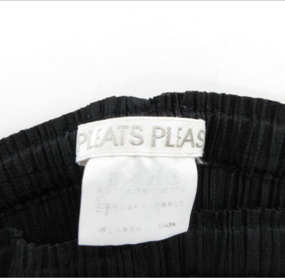 PLEATS PLEASE プリーツプリーズ　ブラック フレアパンツ
