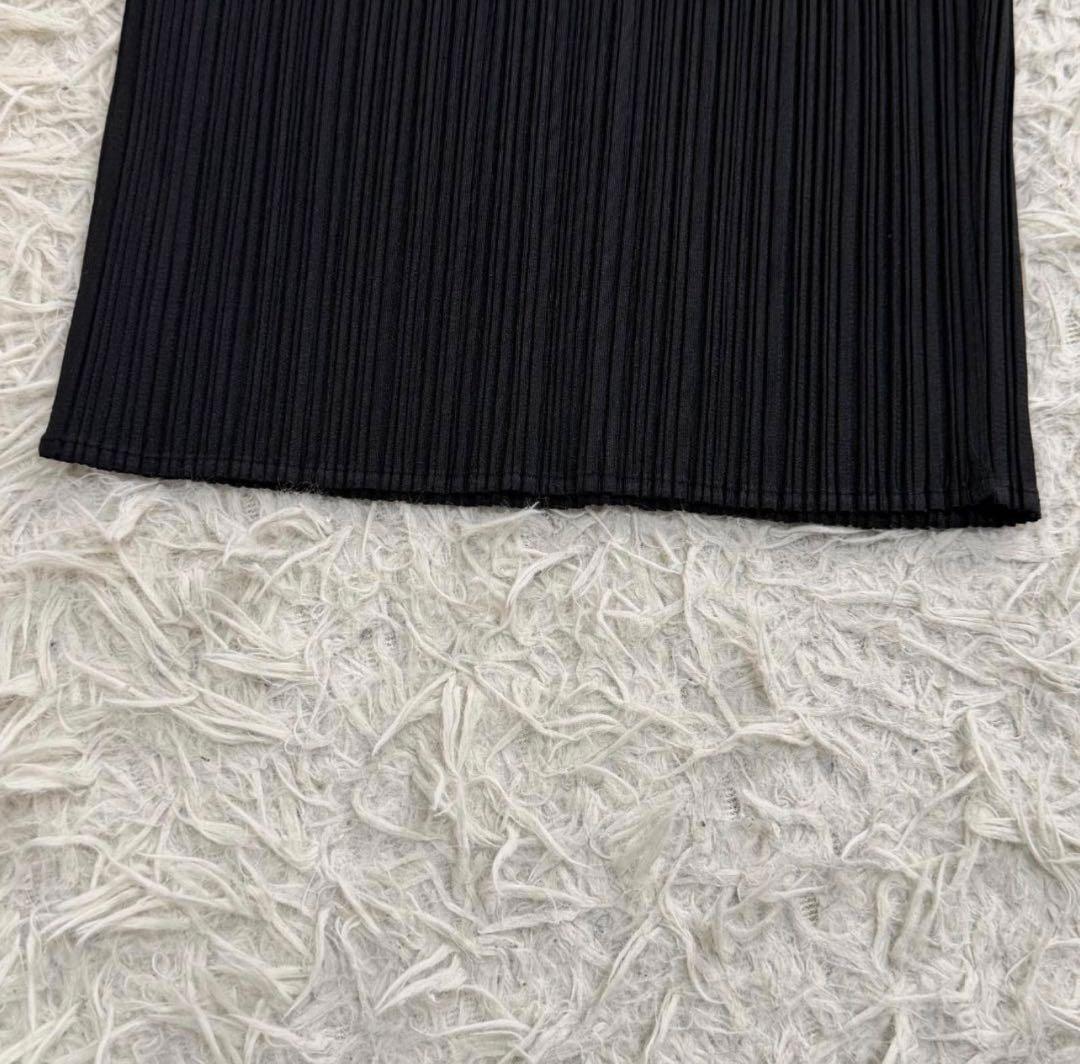 PLEATS PLEASE パンツ 黒 ブラック 3