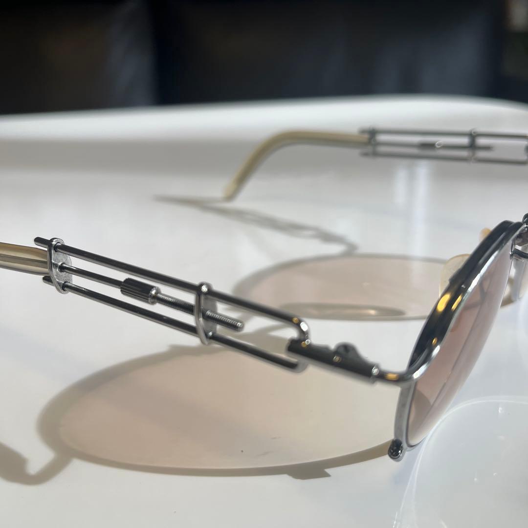 t*z様 Jean Paul GAULTIER ヴィンテージ サングラス ネジ❣