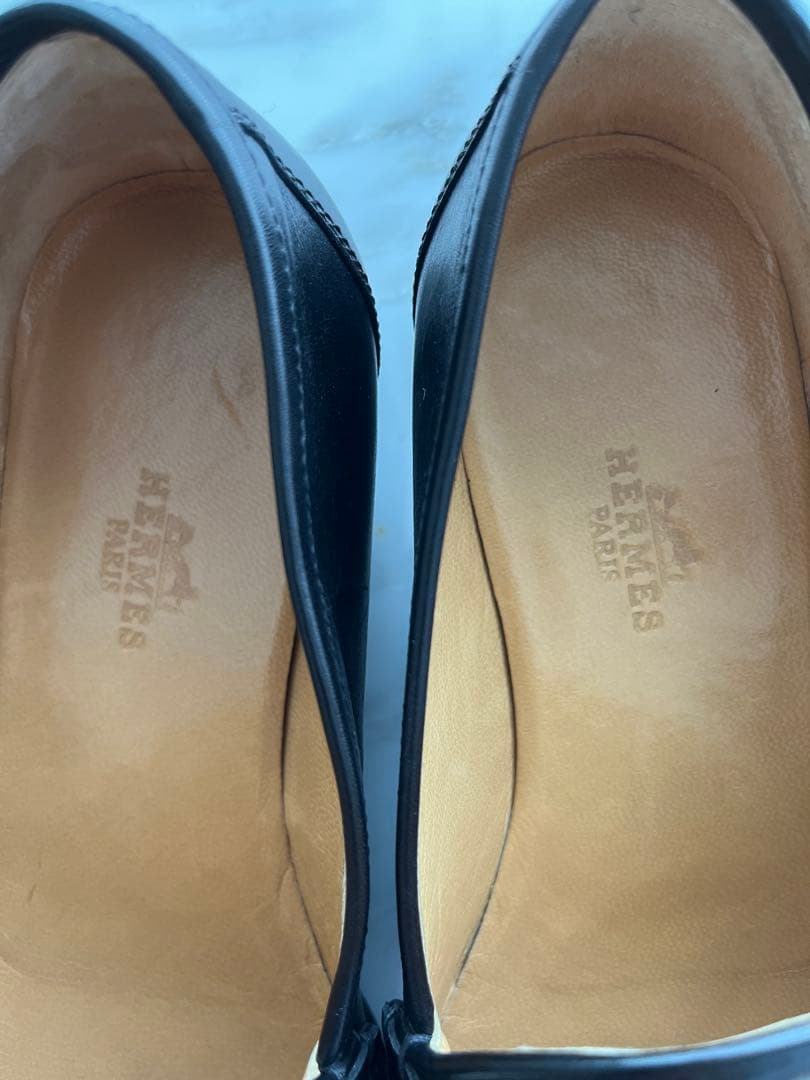 HERMES ブラックレザー ローファー