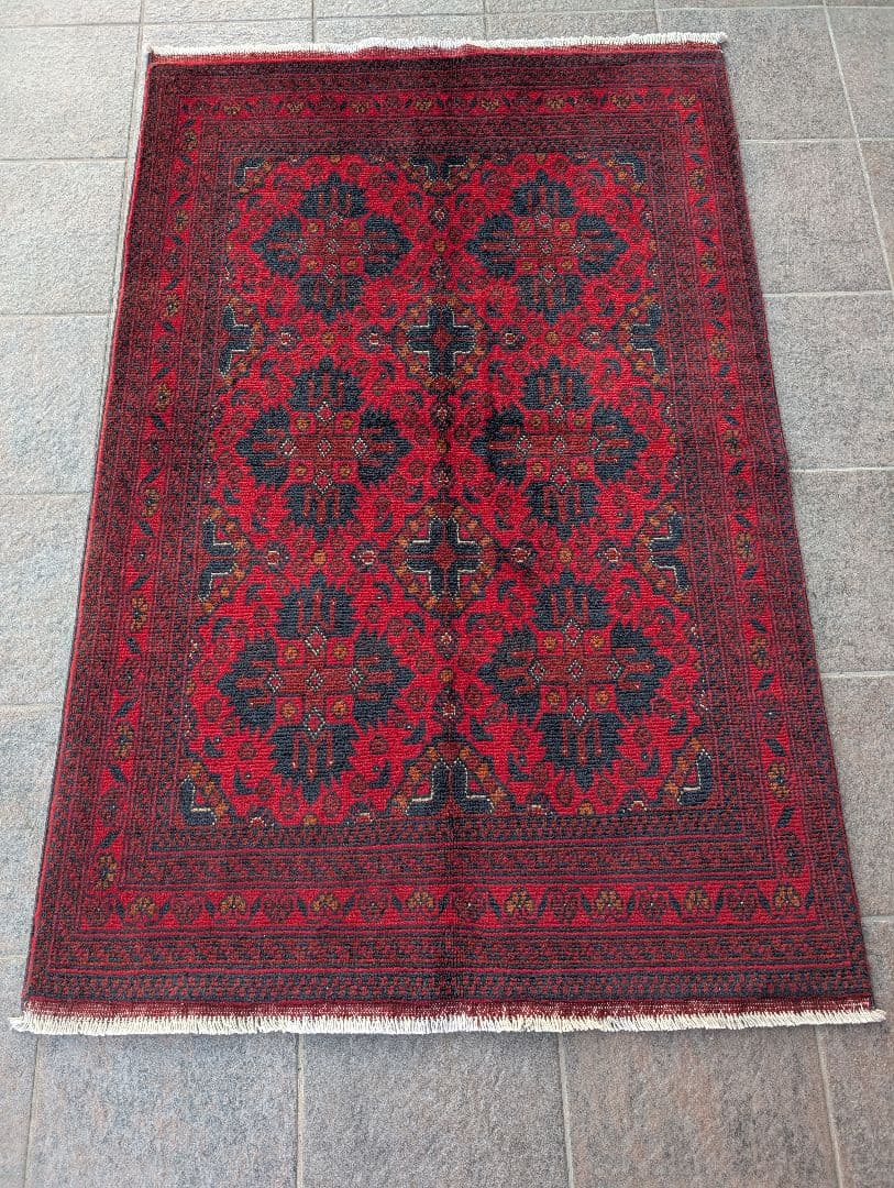 ヴィンテージ　トライバルラグ　赤　トルクメン　アフガニスタン　手織り絨毯
