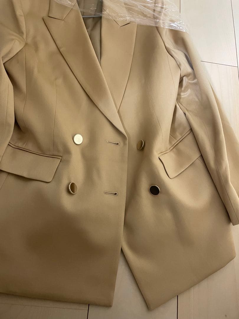 アナイ　ANAYI おしゃれなウールサテンダブル ジャケット新品　サイズ36