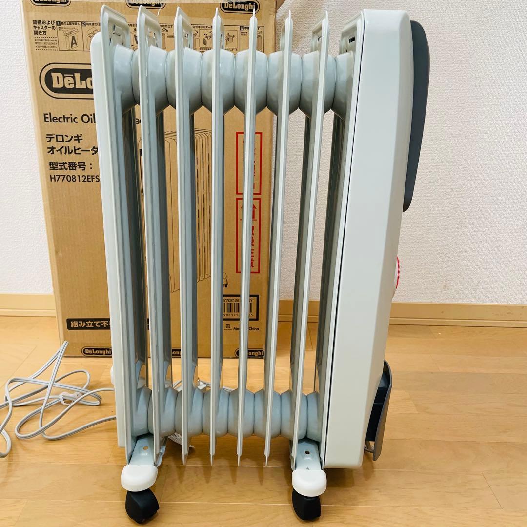 未使用級✨　デロンギ H770812EFSN-GY オイルヒーター 1200W