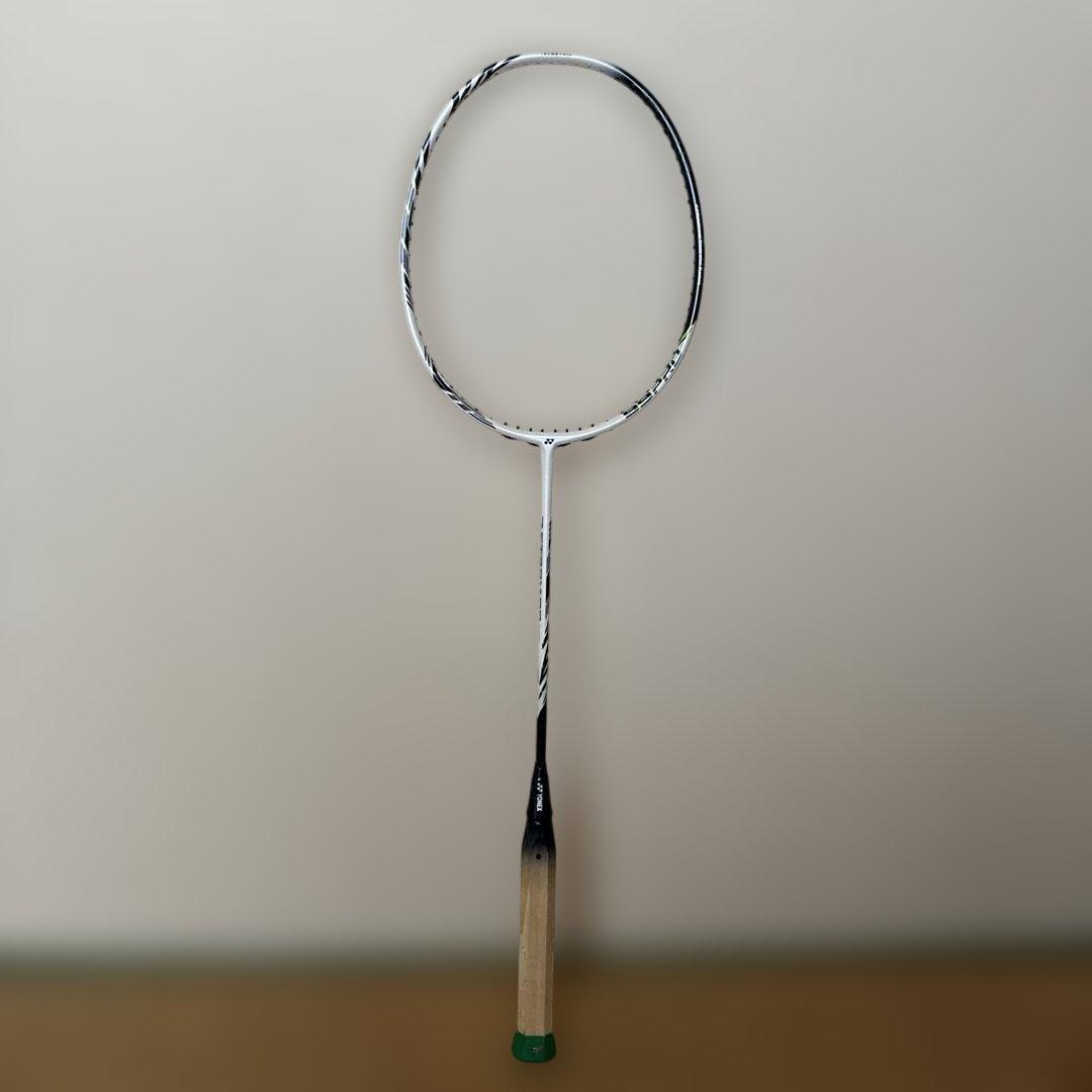 YONEX バドミントンラケット 2本　バッグ付