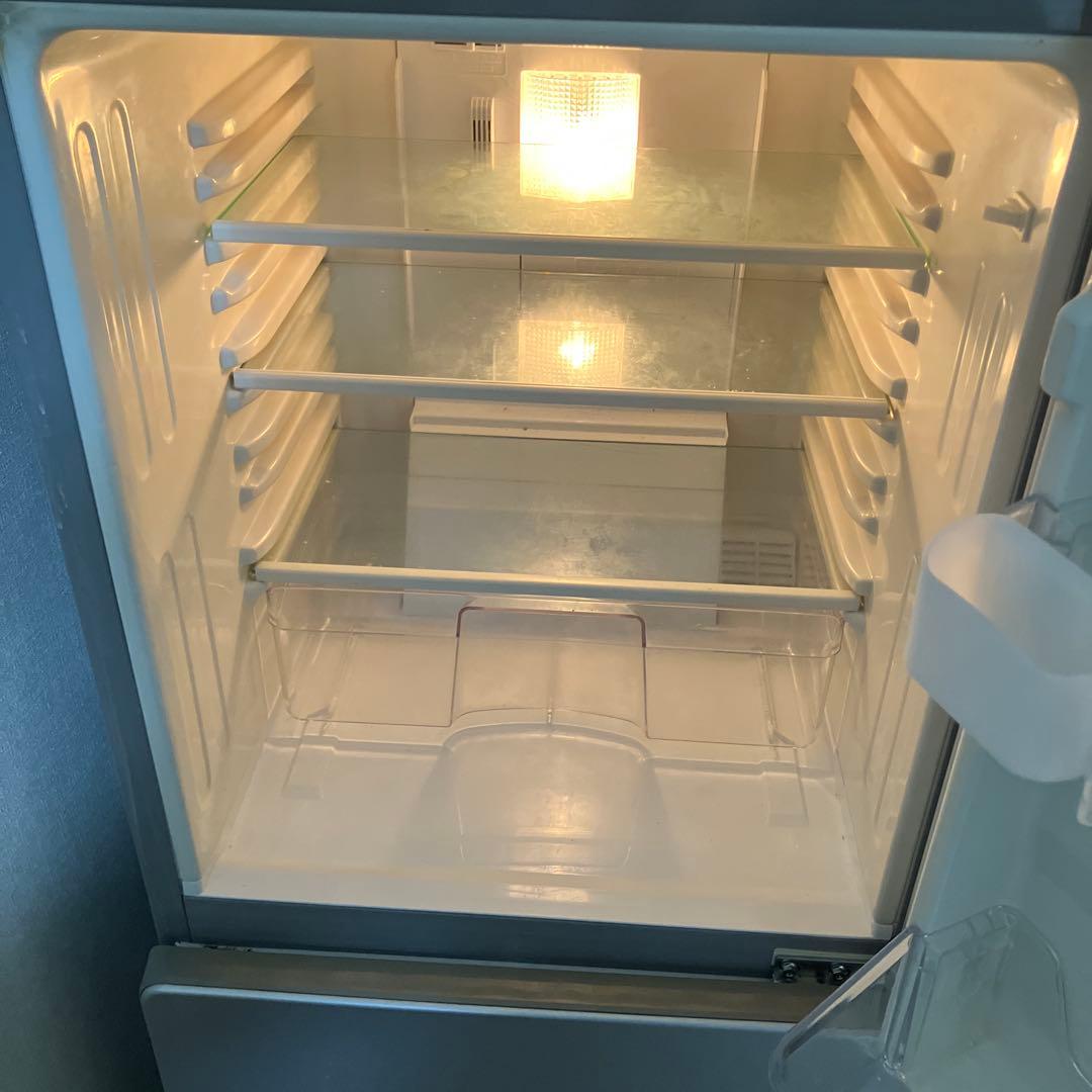 【送料込】ユーイング110L　UR-J110Fシルバー冷蔵庫 4段棚付き