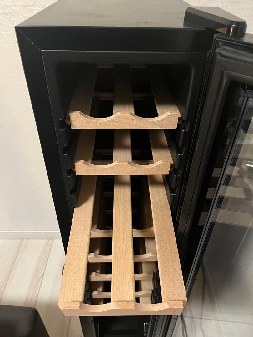 Besson ワインセラー18本収納