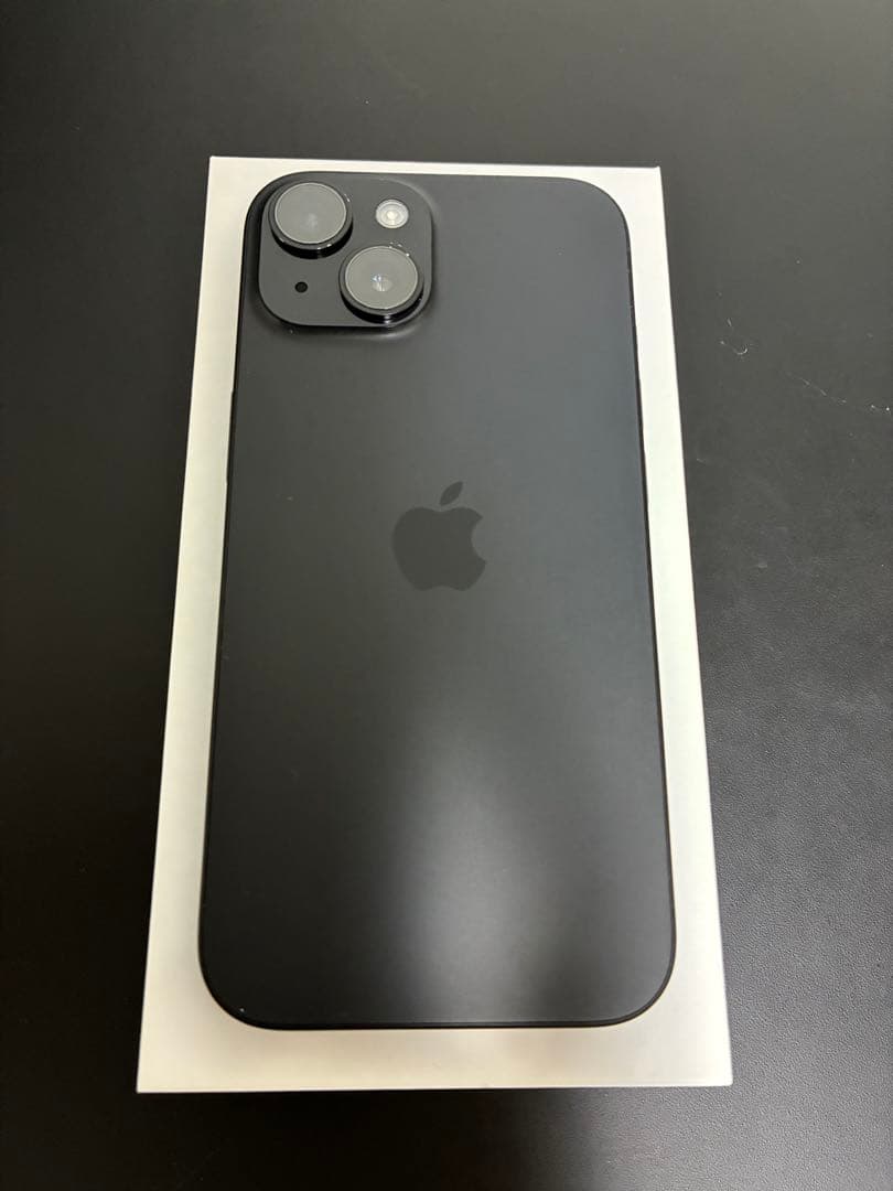 Apple iPhone 15ブラック 128GB ブラック　美品