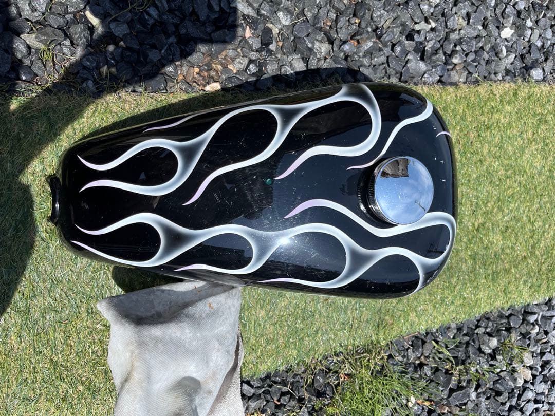 フレイムス　スポーツタンク　ハーレー　ショベルヘッド