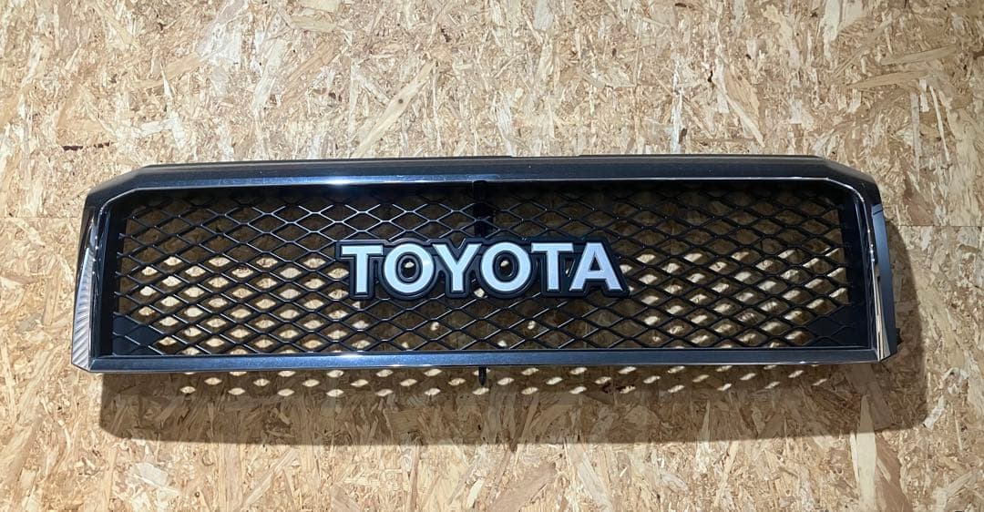 ランクル70 純正グリル