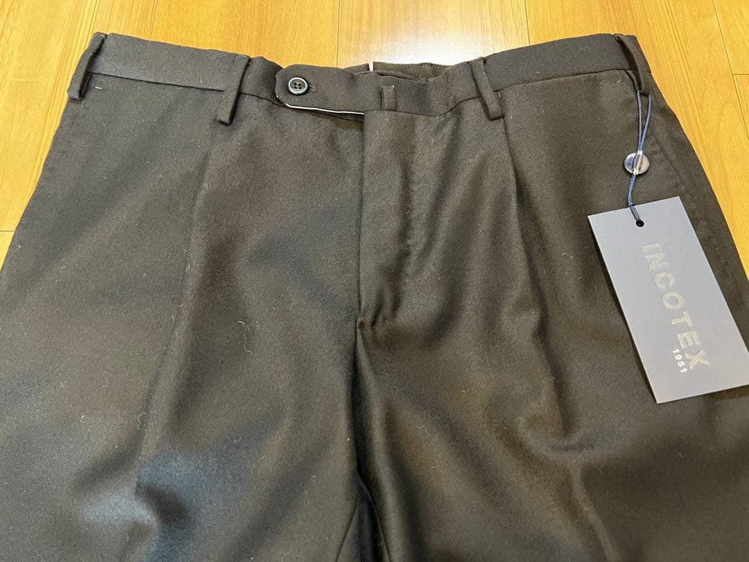 新品タグ付 INCOTEX 48 1T0N24 ブラック インコテックス