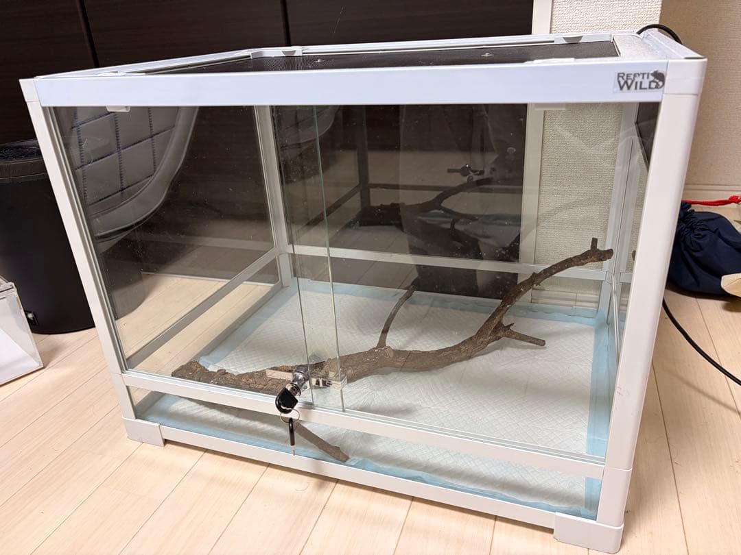 中型 飼育ケージ ヒーター＆鍵付き　メッシュ蓋付き