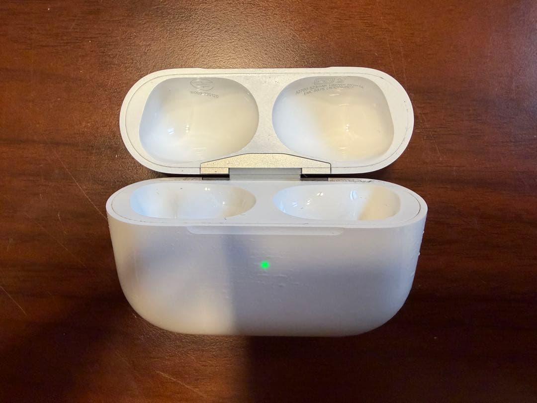 Apple AirPods Pro 第2世代　Lightning