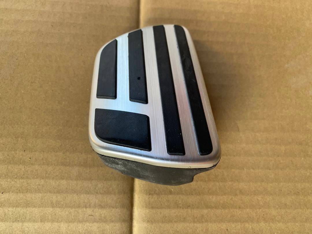 レクサス純正　アクセルペダル、ブレーキペダルパッド　セット