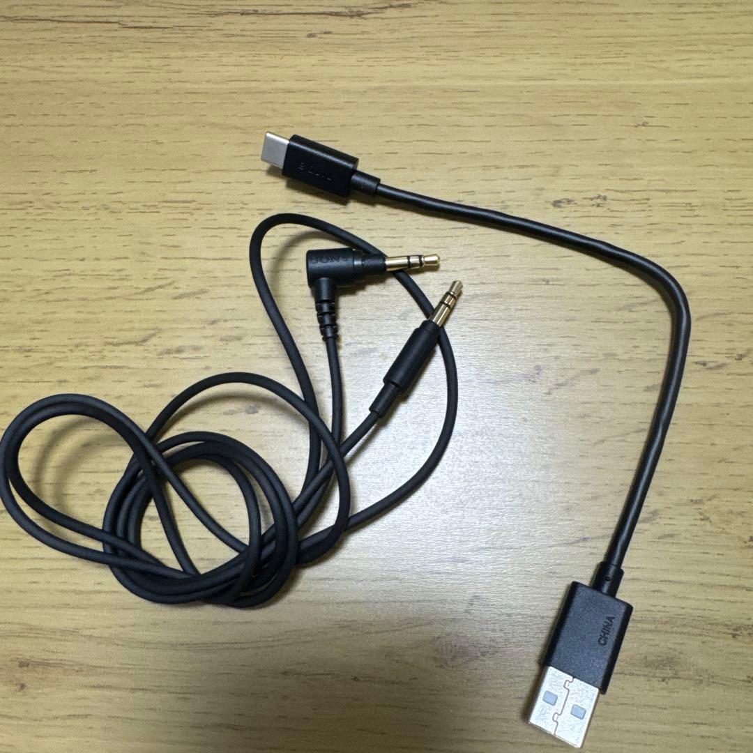 WH-1000xM6 ソニー　ヘッドホン　ケース付き