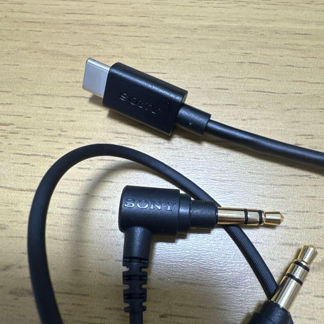 WH-1000xM6 ソニー　ヘッドホン　ケース付き