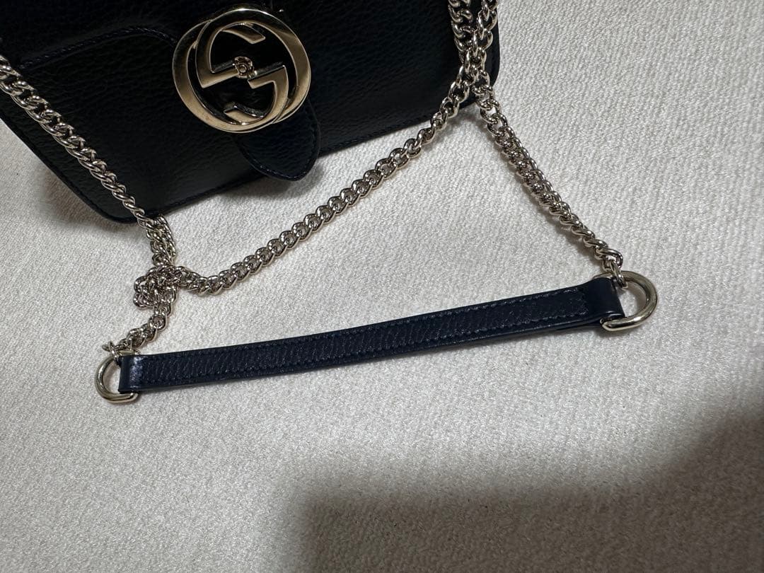 GUCCI インターロッキング ブラック ショルダーバッグ