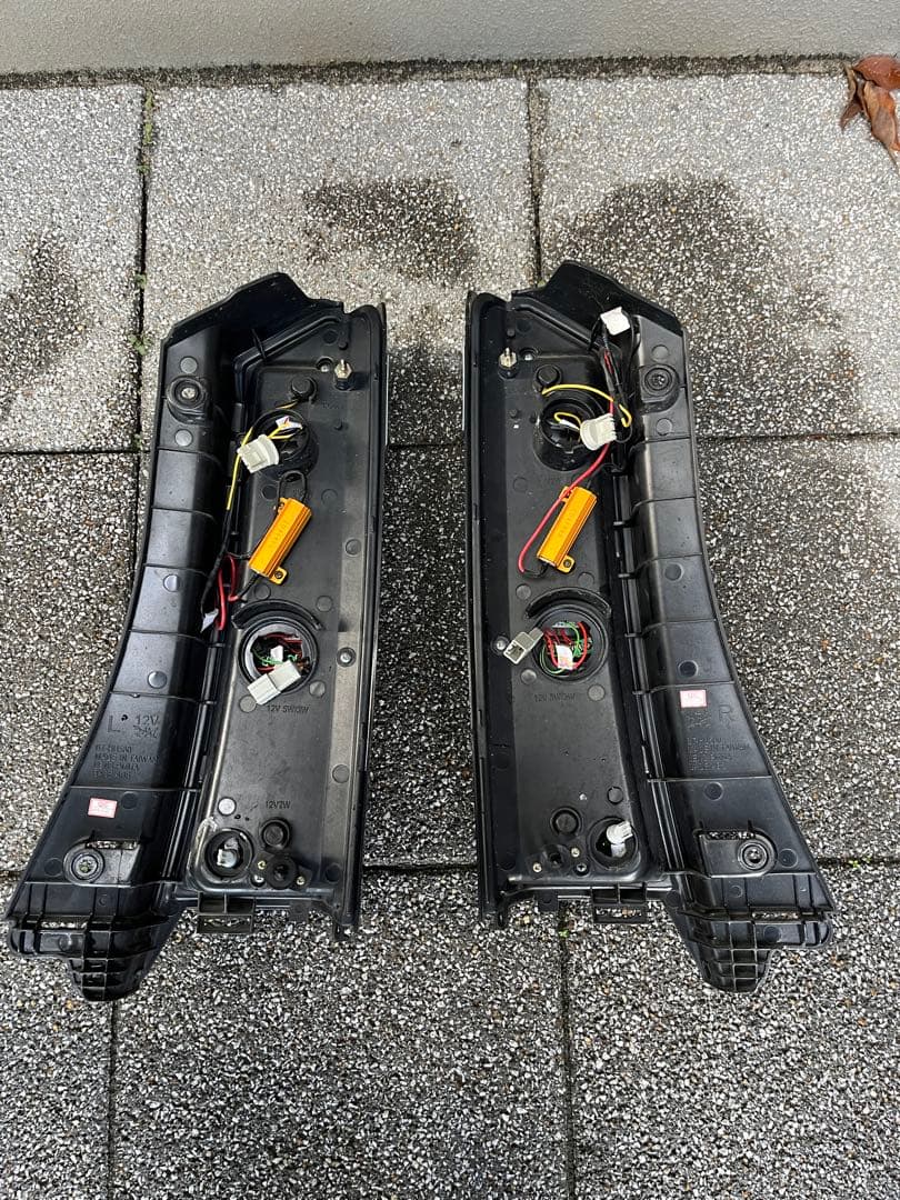 N-BOX JF1 クリスタルアイ　スモークテール