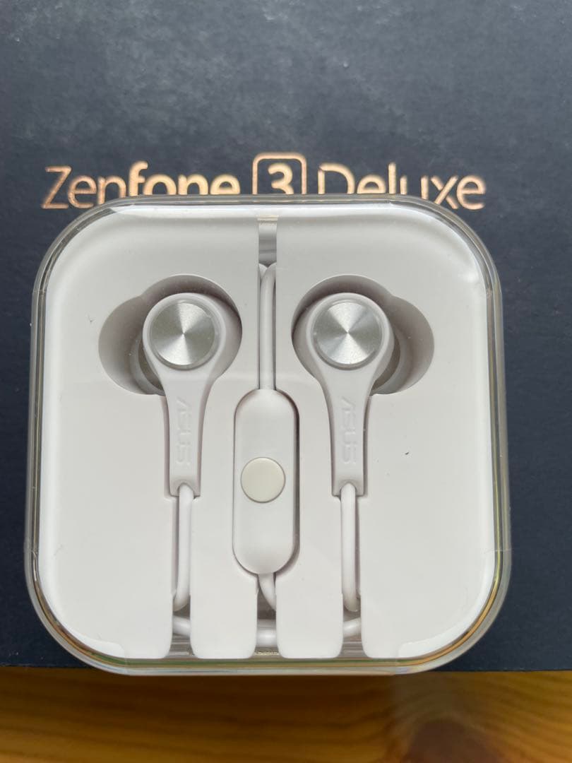 ASUS Zenfone 3 Deluxe ZS550KL スマートフォン 本体