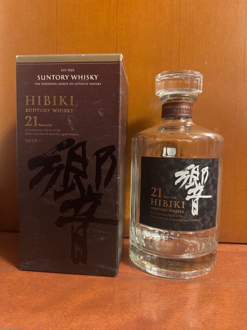 響21年ウイスキー 700ml 空瓶　未洗浄　箱付き