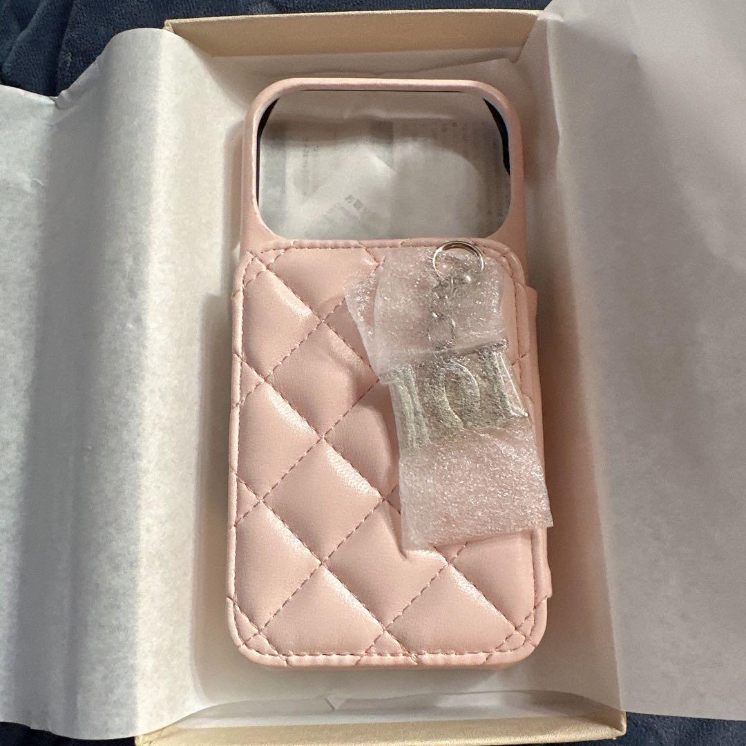 キルティングミラーDDチャーム iPhoneケース17Pro PNK ピンク