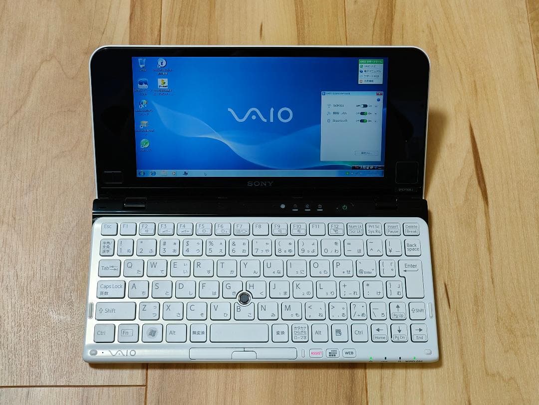 新品同様SONY VAIO P VPCP119KJ Z530 SSD64GB 白
